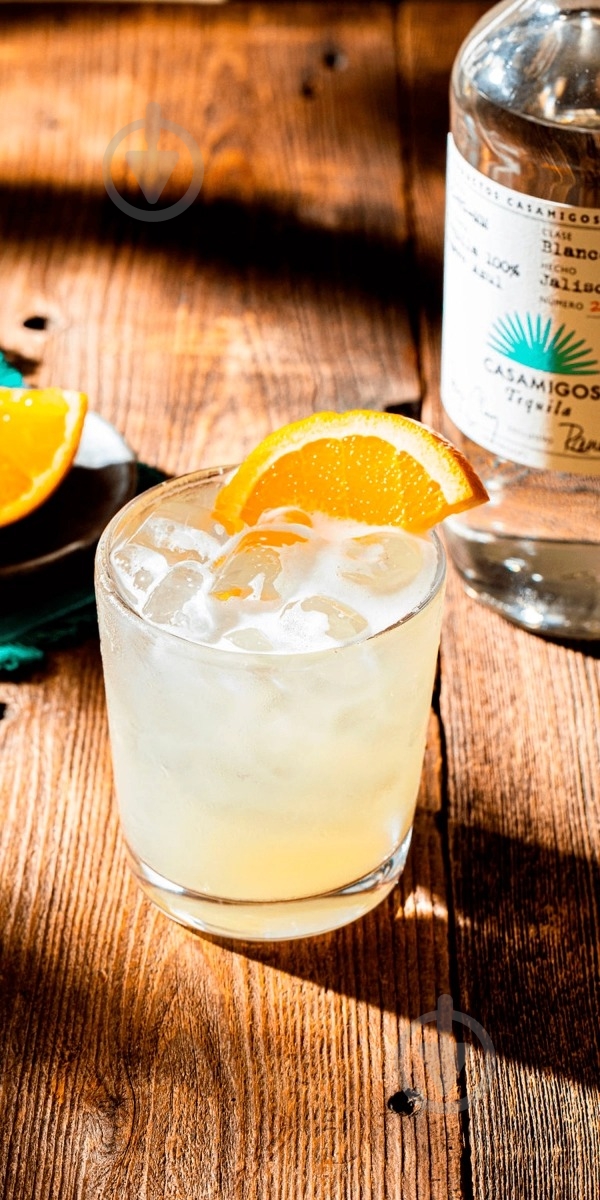 Текила Casamigos Blanco 0,7 л 40% - фото 2