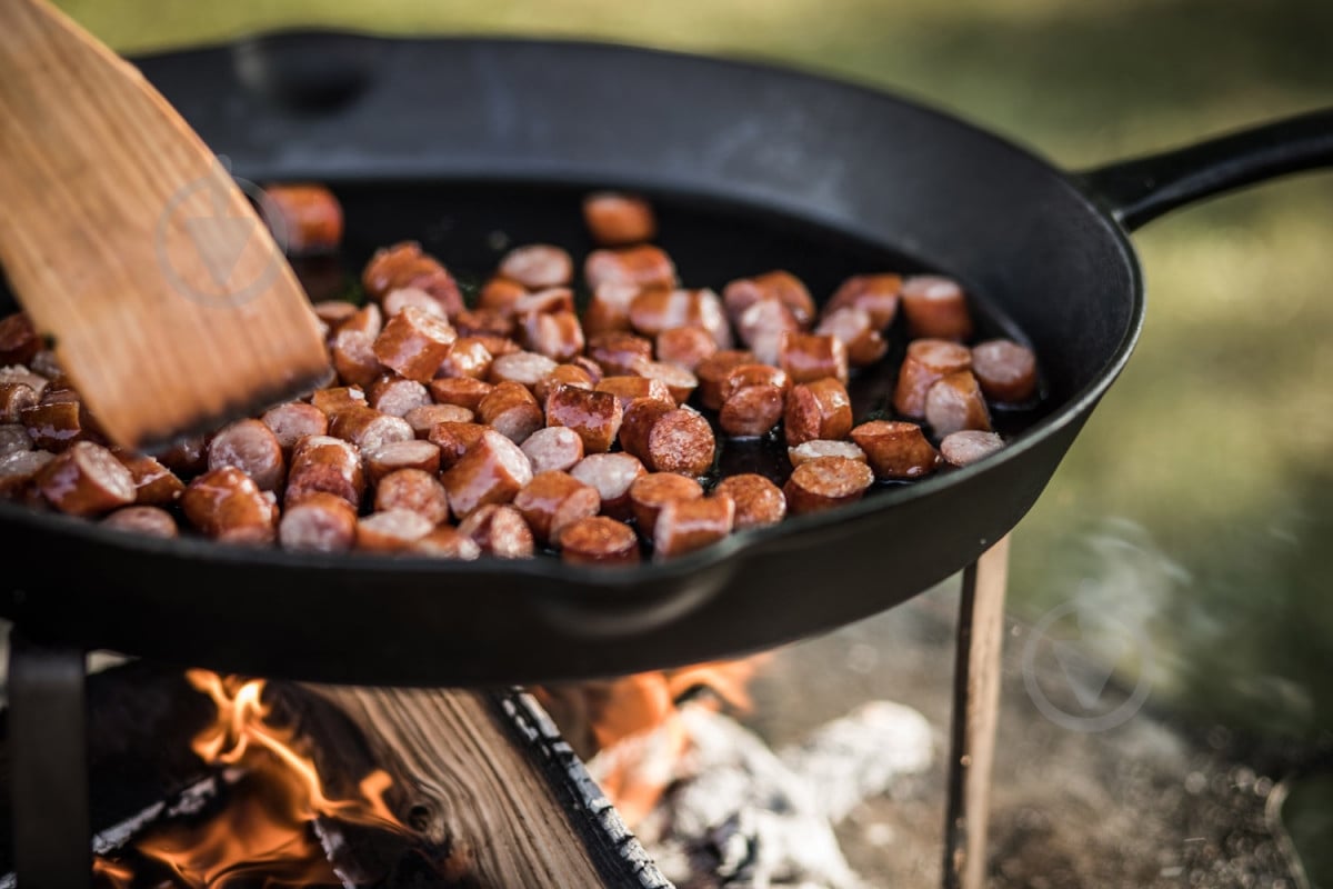 Сковорода чугунная Petromax ø400 мм Fire Skillet с длинной ручкой - фото 4 Сковорода чугунная Petromax ø400 мм Fire Skillet с длинной ручкой - фото 4