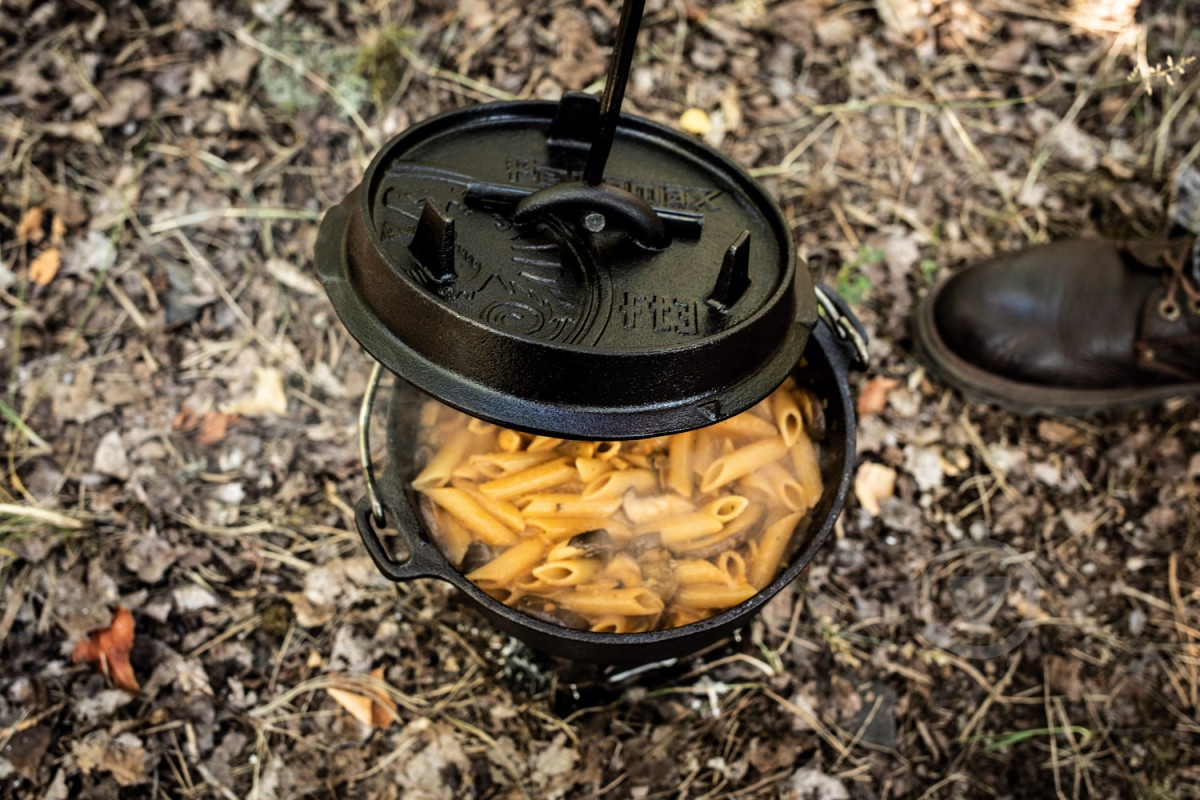 Казан чугунный Petromax 1,6 л Dutch Oven ft3 на ножках - фото 7 Казан чугунный Petromax 1,6 л Dutch Oven ft3 на ножках - фото 7