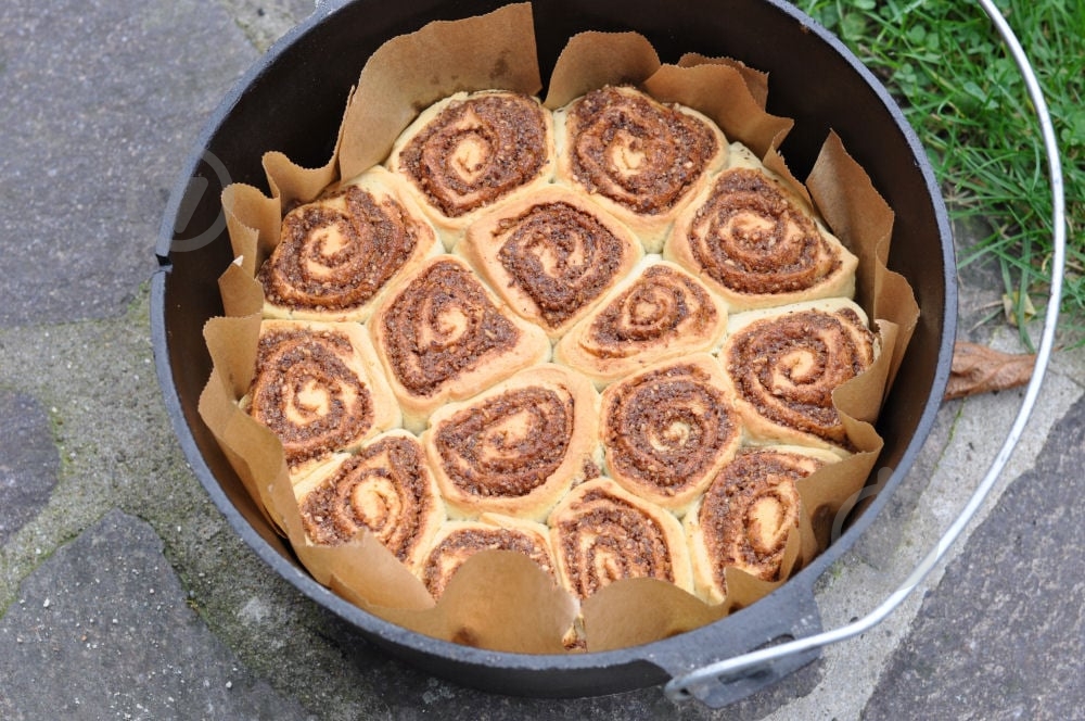 Казан із кришкою Petromax Dutch Oven ft12 плоске дно 10,8 л - фото 9