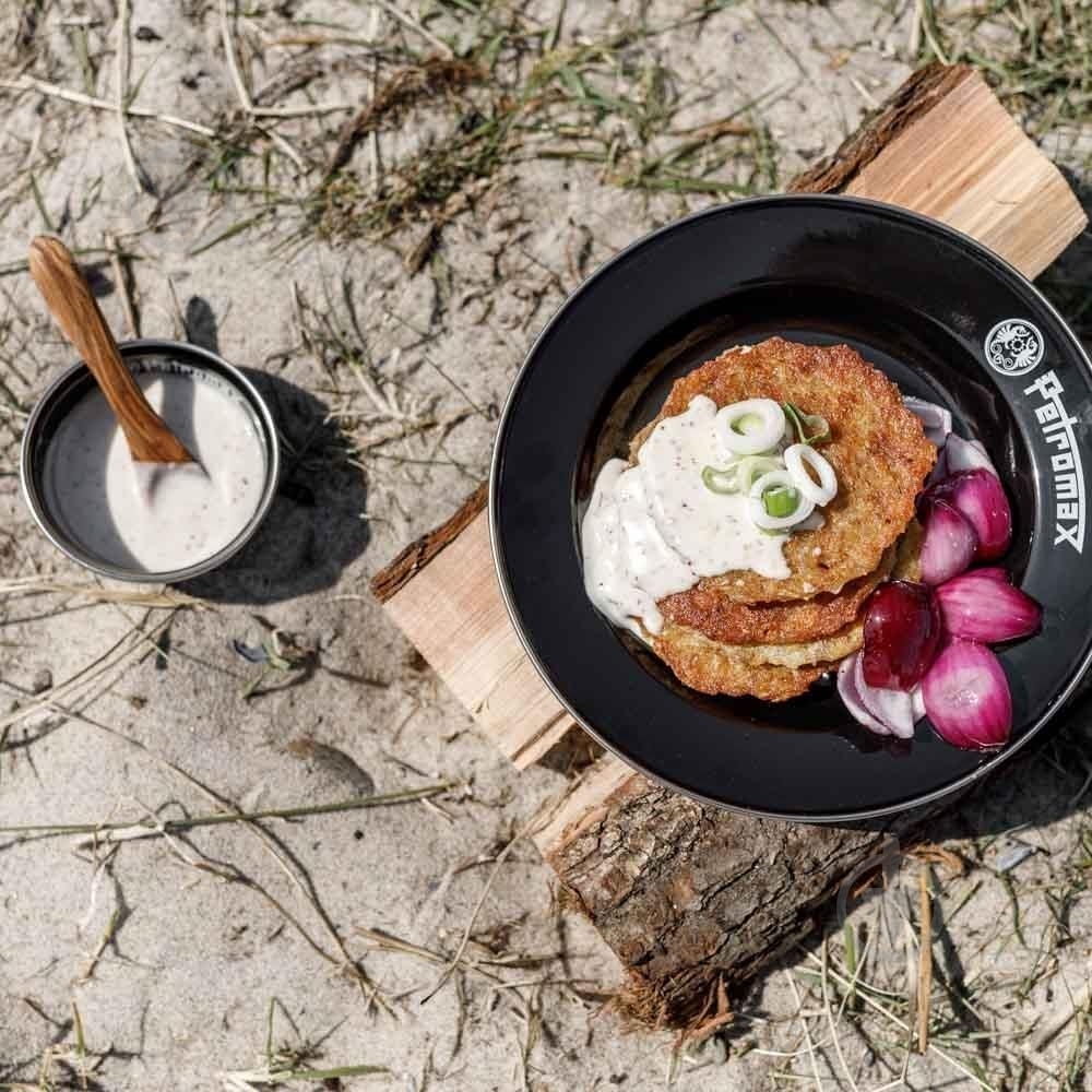 Набор тарелок Petromax ø18 мм Enamel Plates 2 шт. черный - фото 3 Набор тарелок Petromax ø18 мм Enamel Plates 2 шт. черный - фото 3