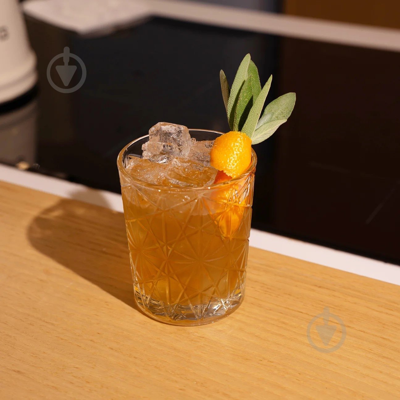 Набір склянок Bormioli Rocco Bartender Lounge 275 мл 6 шт. - фото 4 Набір склянок Bormioli Rocco Bartender Lounge 275 мл 6 шт. - фото 4