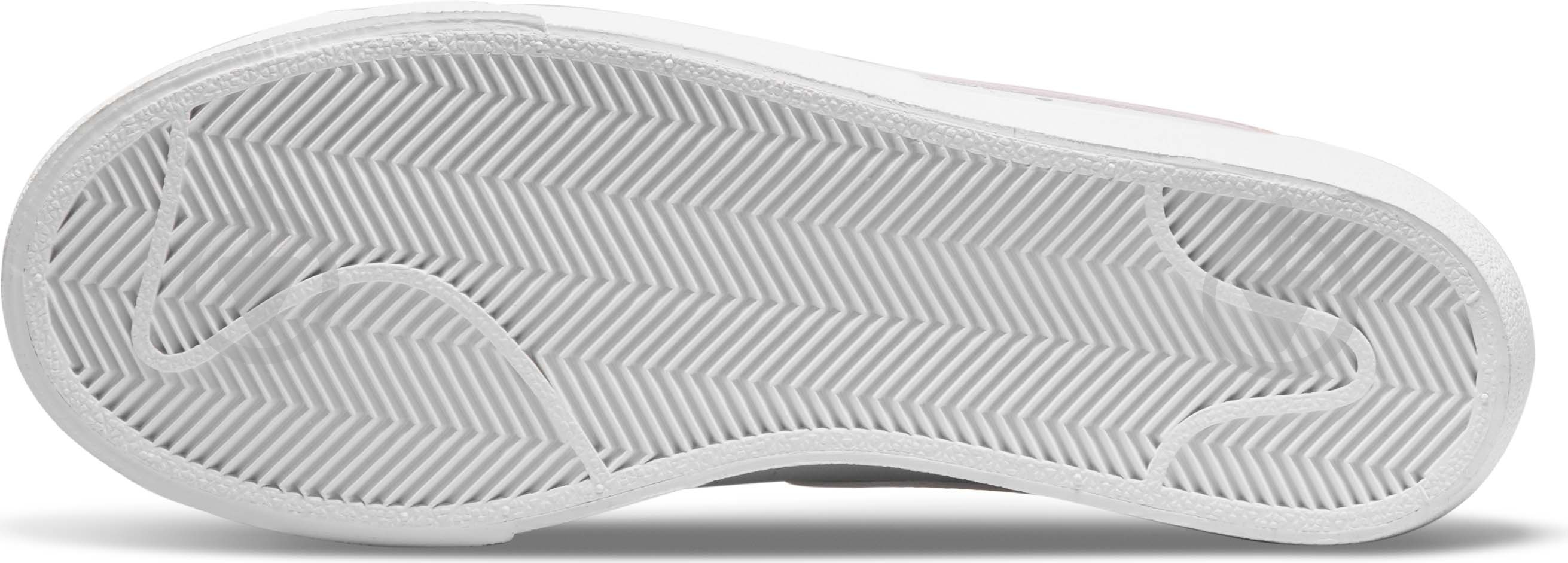 Кроссовки женские демисезонные Nike Blazer Low Platform DJ0292-103 р.40,5 белые - фото 7 Кроссовки женские демисезонные Nike Blazer Low Platform DJ0292-103 р.40,5 белые - фото 7
