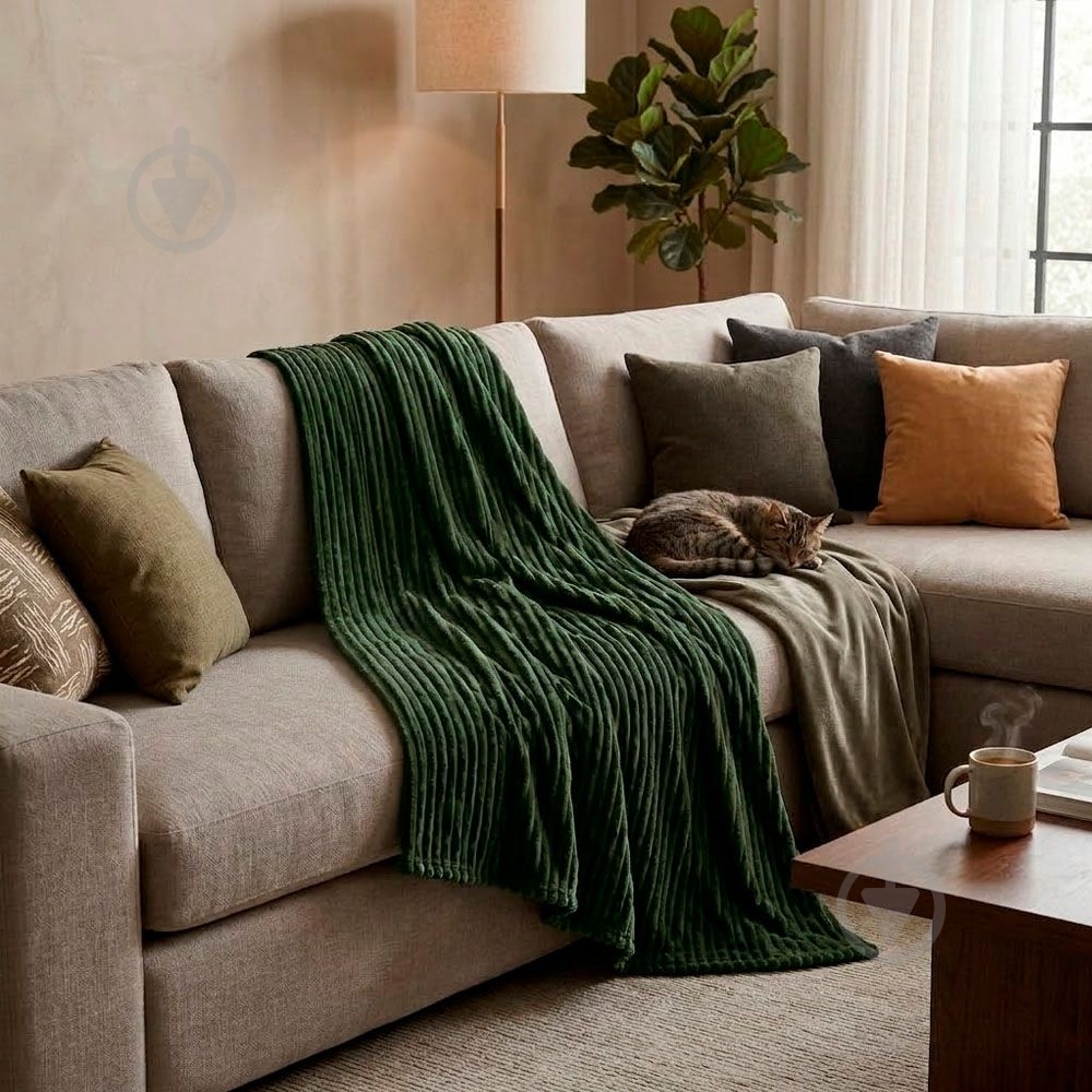 Плед флисовый Line 130x180 см темно-зеленый Soft Me - фото 5 Плед флисовый Line 130x180 см темно-зеленый Soft Me - фото 5