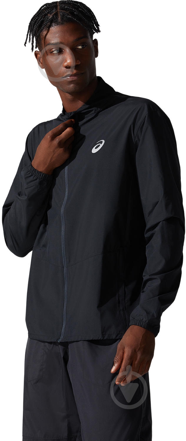 Ветровка мужская Asics CORE JACKET 2011C344-001 р.M черная - фото 1 Ветровка мужская Asics CORE JACKET 2011C344-001 р.M черная - фото 1