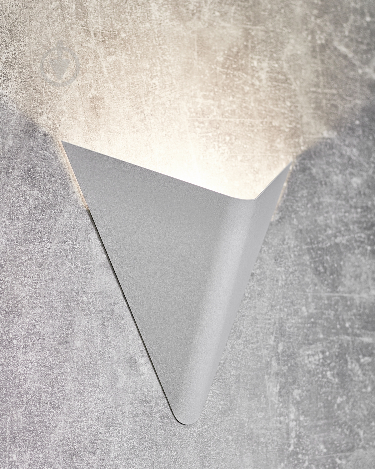 ВІТРИНА! Підсвітка декоративна Iterna DELTA 1xGU10 білий - фото 3 ВІТРИНА! Підсвітка декоративна Iterna DELTA 1xGU10 білий - фото 3