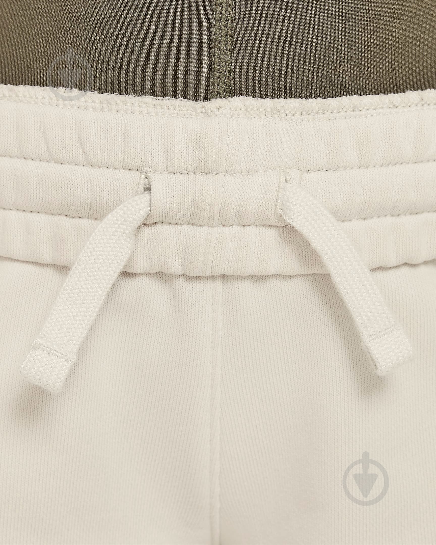 Шорты Nike Sportswear Big Kids' (Girls') Dri-FIT Fleece Shorts FN8609-072 р. XS светло-бежевый - фото 4