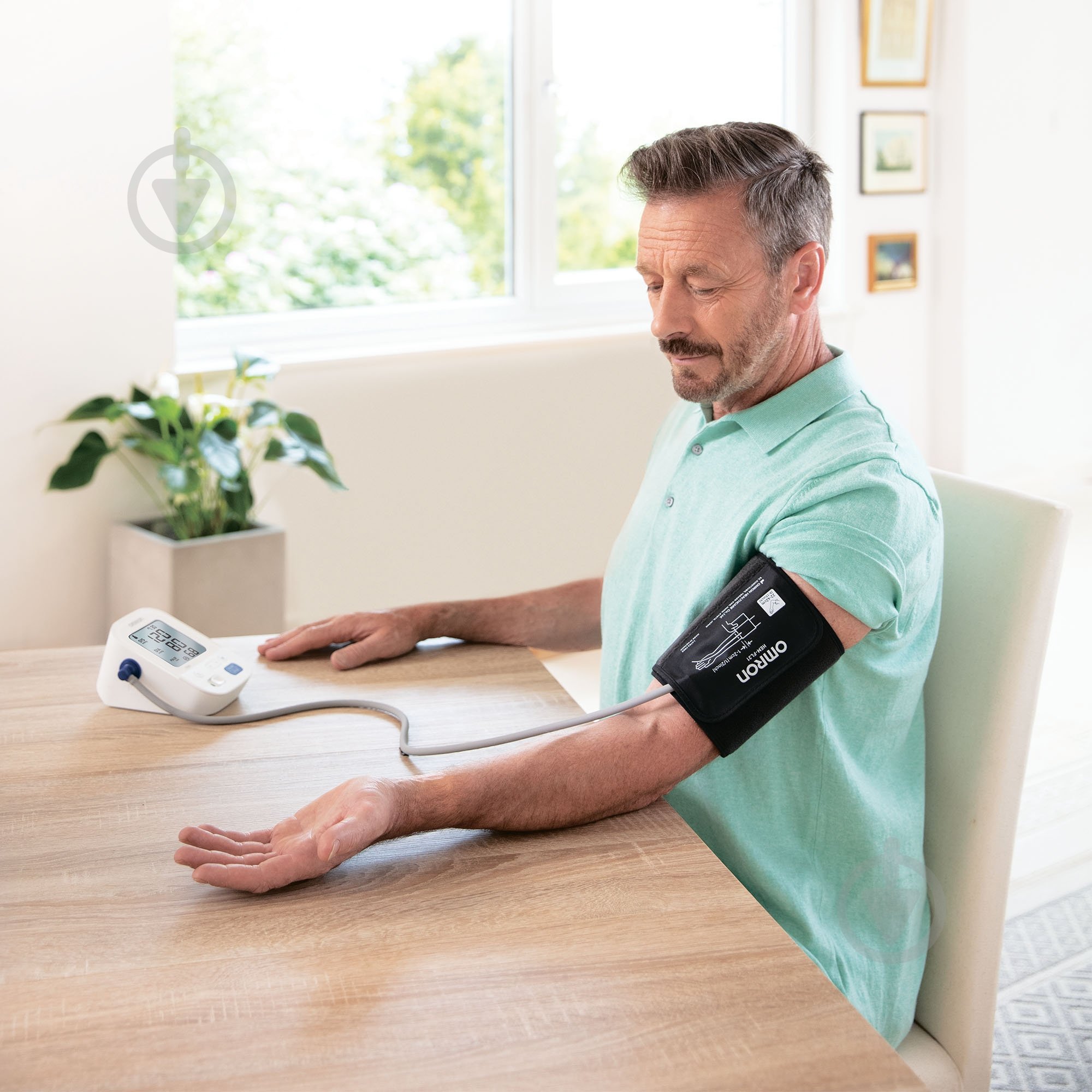 Тонометр Omron M3 Comfort(HEM-7155-Е) - фото 3 Тонометр Omron M3 Comfort(HEM-7155-Е) - фото 3