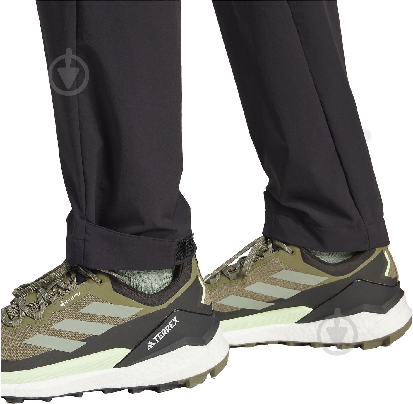 Штани Adidas IQ1401 р. 50 чорний - фото 4