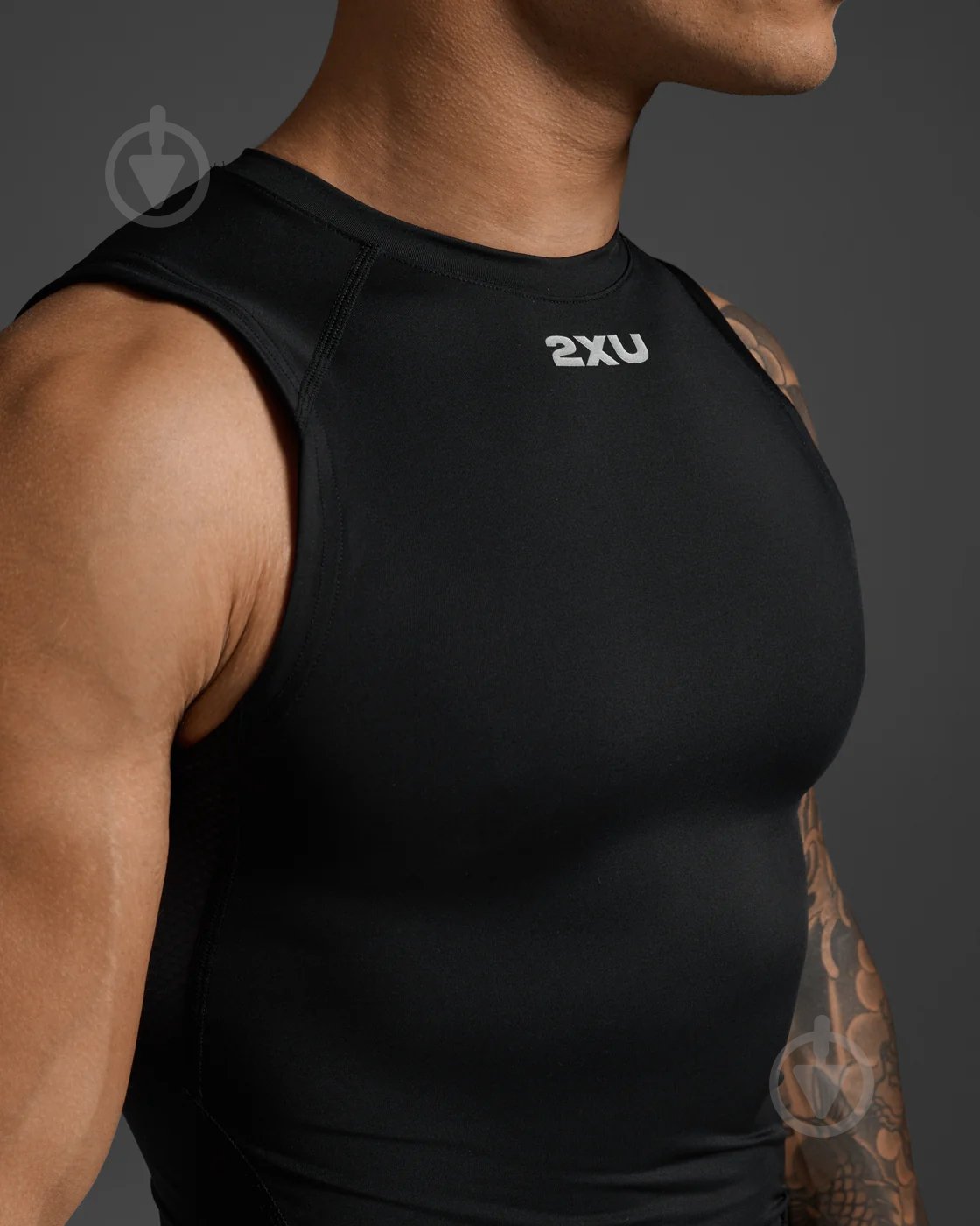 Майка 2XU Core Compression Sleeveless MA6400a_BLK/SIL р.M черный - фото 7 Майка 2XU Core Compression Sleeveless MA6400a_BLK/SIL р.M черный - фото 7