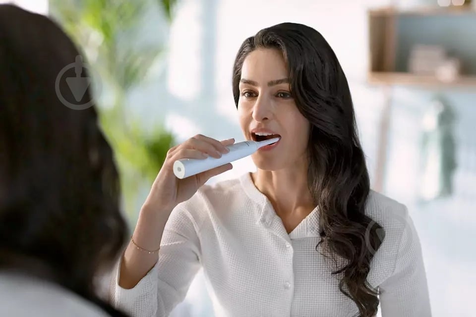 Насадки для електричної зубної щітки Philips Sonicare HX6052/10 Sensitive - фото 11