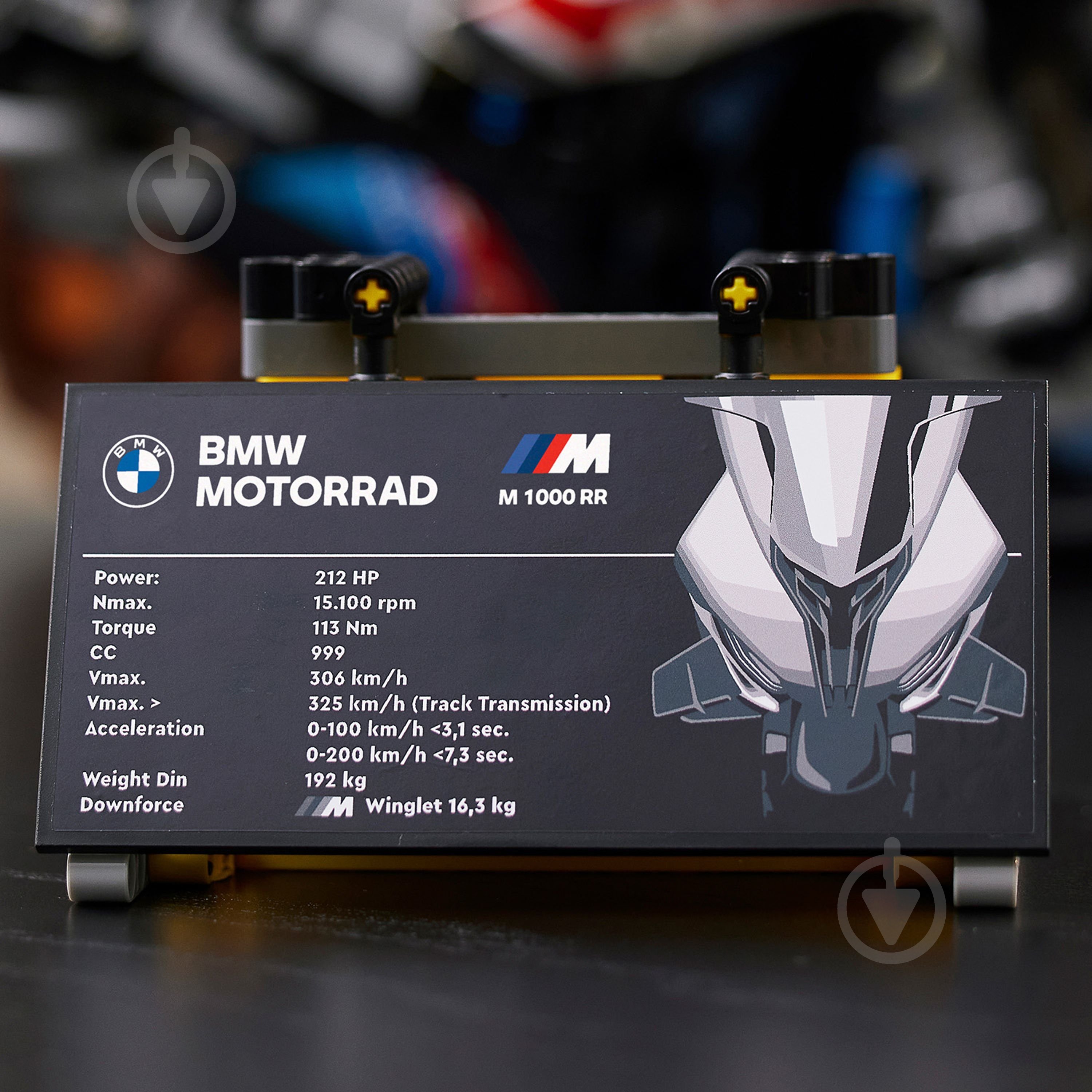 Конструктор LEGO Technic BMW M 1000 RR 42130 - фото 5