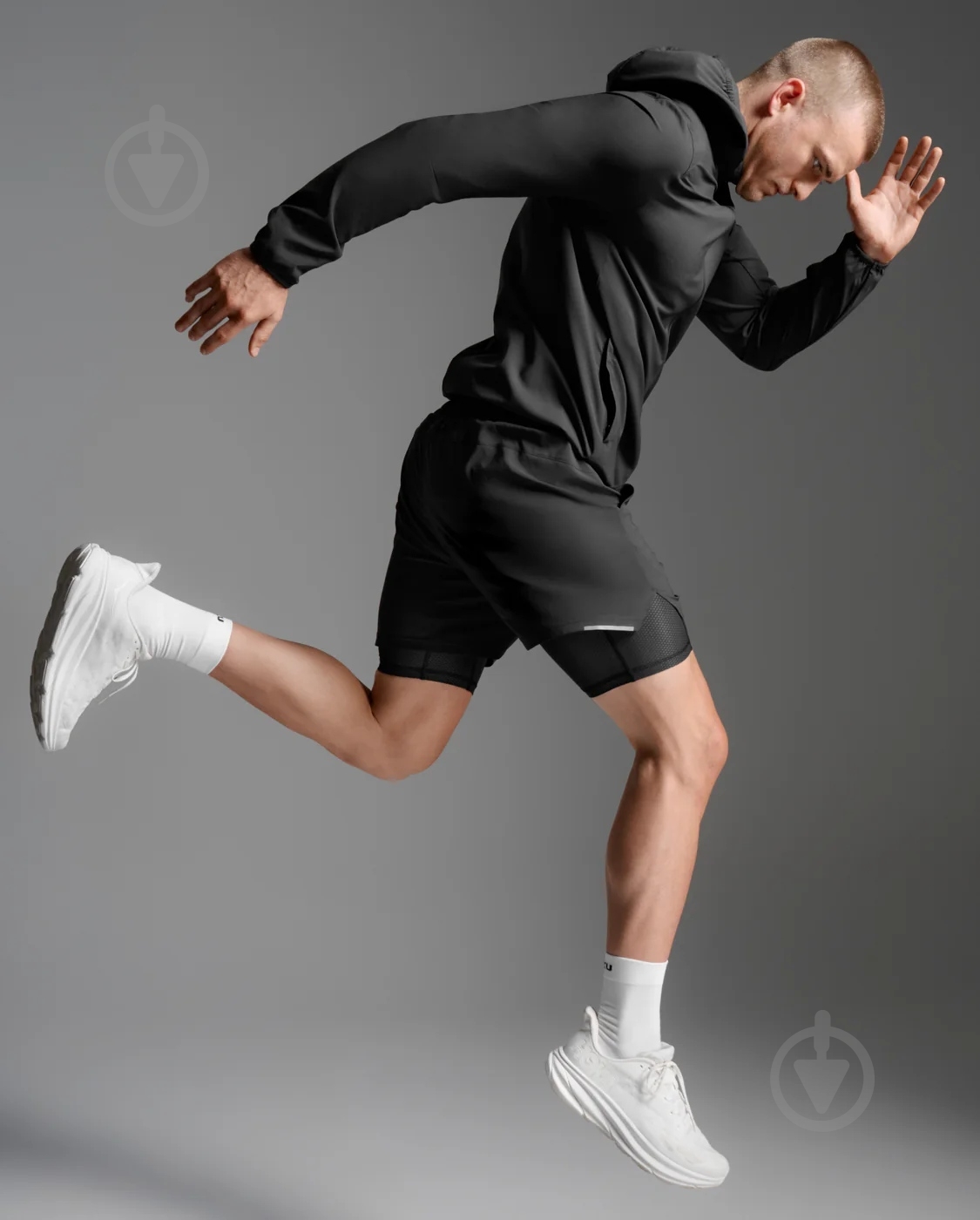 Вітрівка чоловіча 2XU Aero Jacket MR7209a_BLK/SRF р.2XL чорна - фото 8