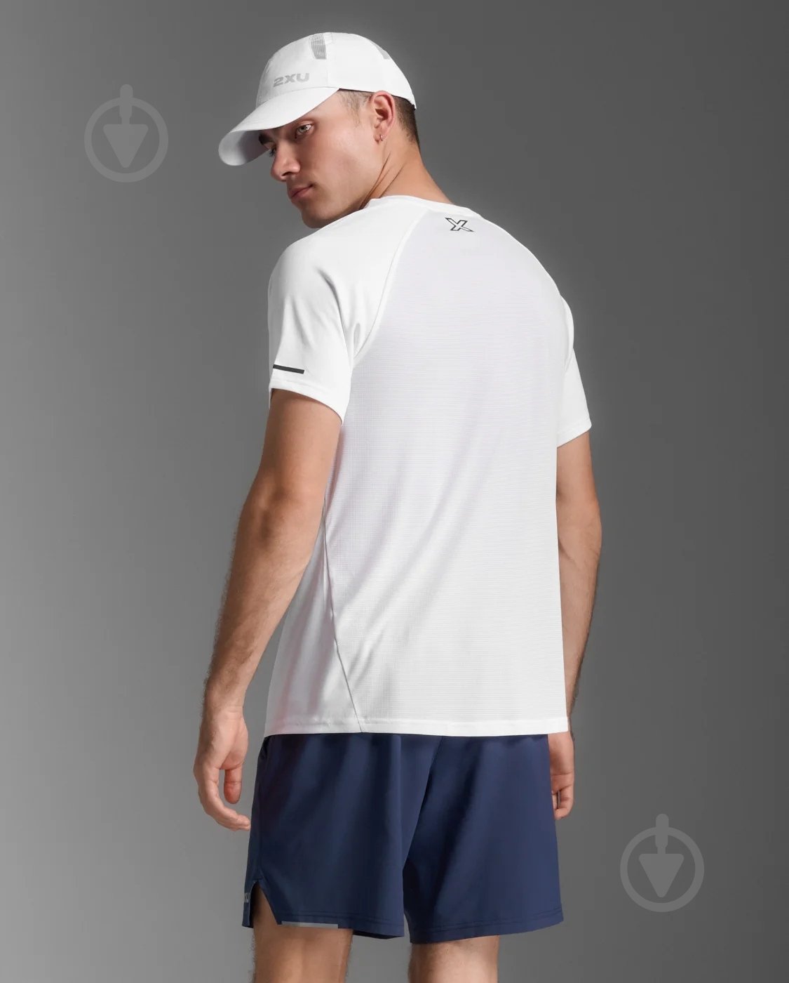 Футболка 2XU Aero Tee MR6557a_APN/BRF р.XL синій - фото 2 Футболка 2XU Aero Tee MR6557a_APN/BRF р.XL синій - фото 2