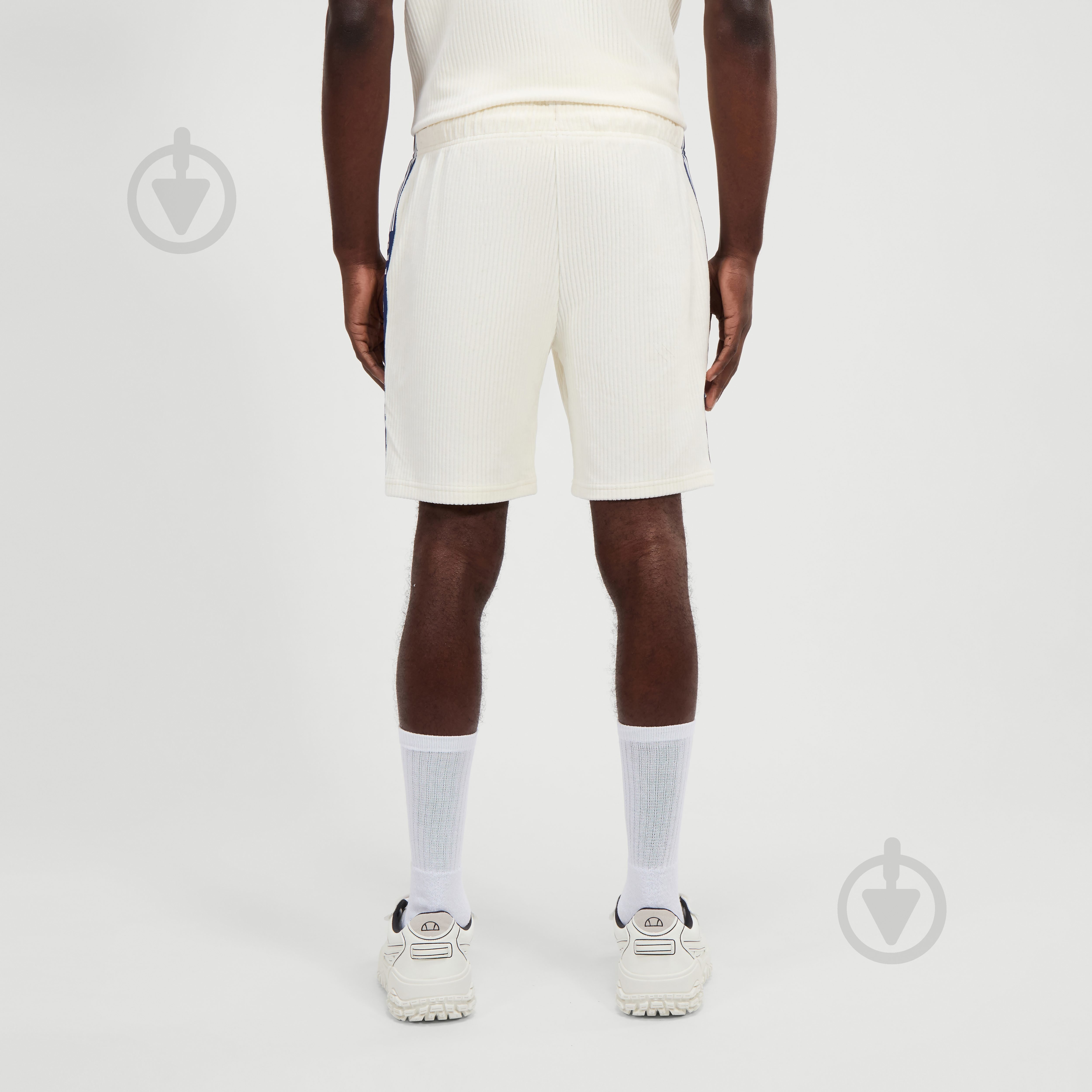 Шорти Ellesse TOMATRO SHORT SHZ16051-904 р. M білий - фото 2 Шорти Ellesse TOMATRO SHORT SHZ16051-904 р. M білий - фото 2