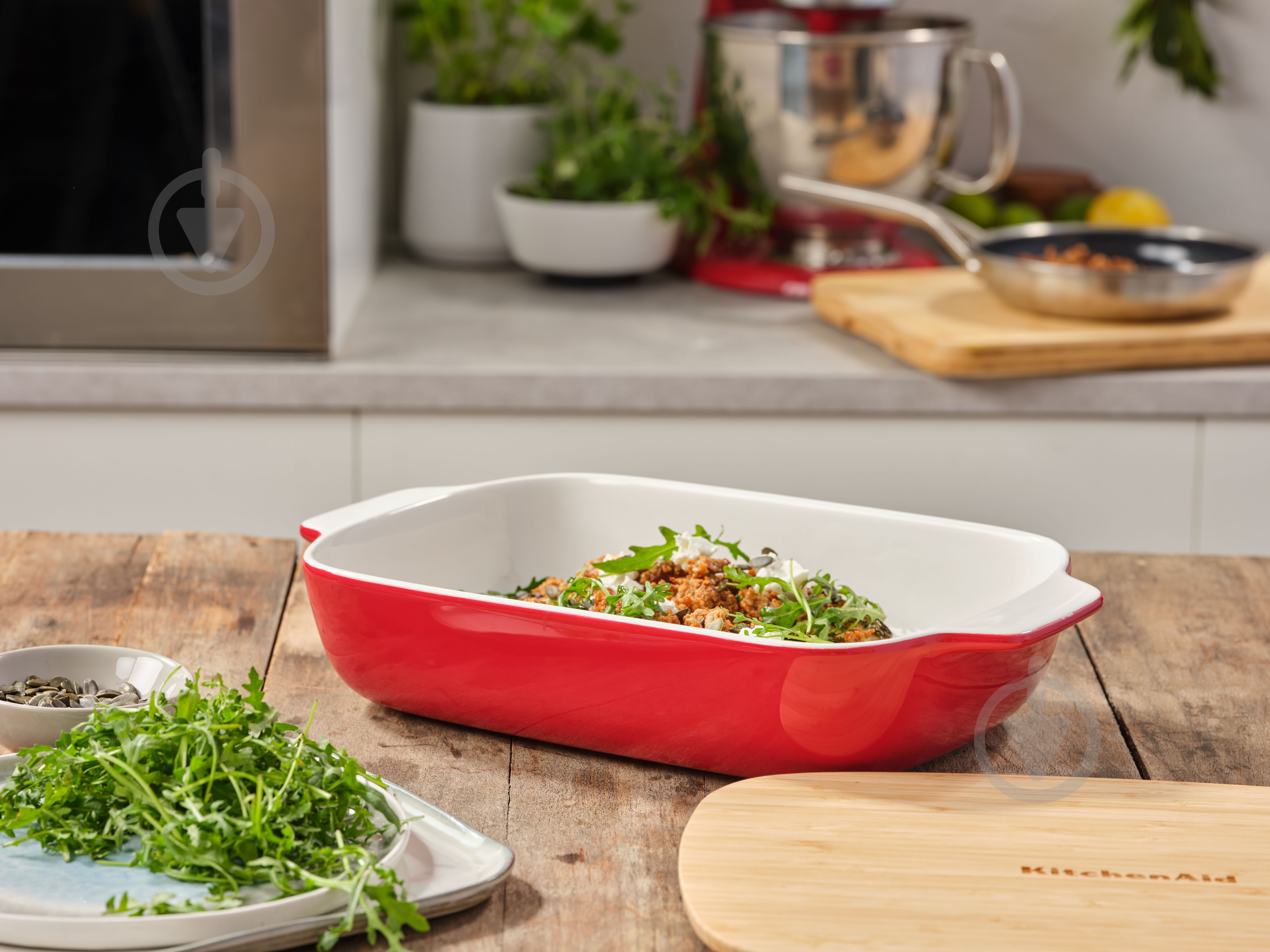 Форма для випікання з кришкою KitchenAid керамогранітна 8,8х24,8х40,4 см, 3,8 л червоний (CC006108-001) - фото 7