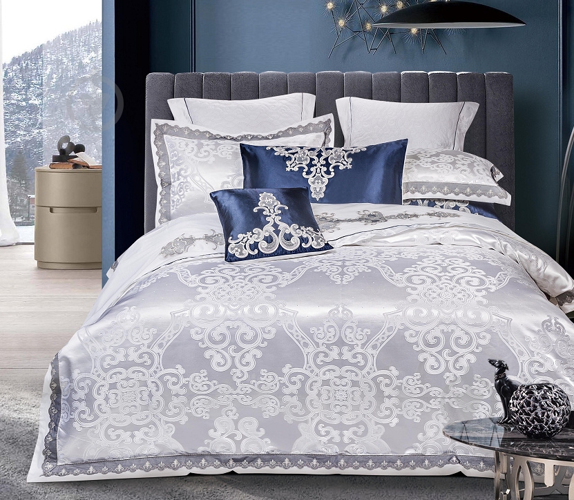 Комплект постельного белья семейный FSM 406 белый Word of Dream - фото 1 Комплект постельного белья семейный FSM 406 белый Word of Dream - фото 1