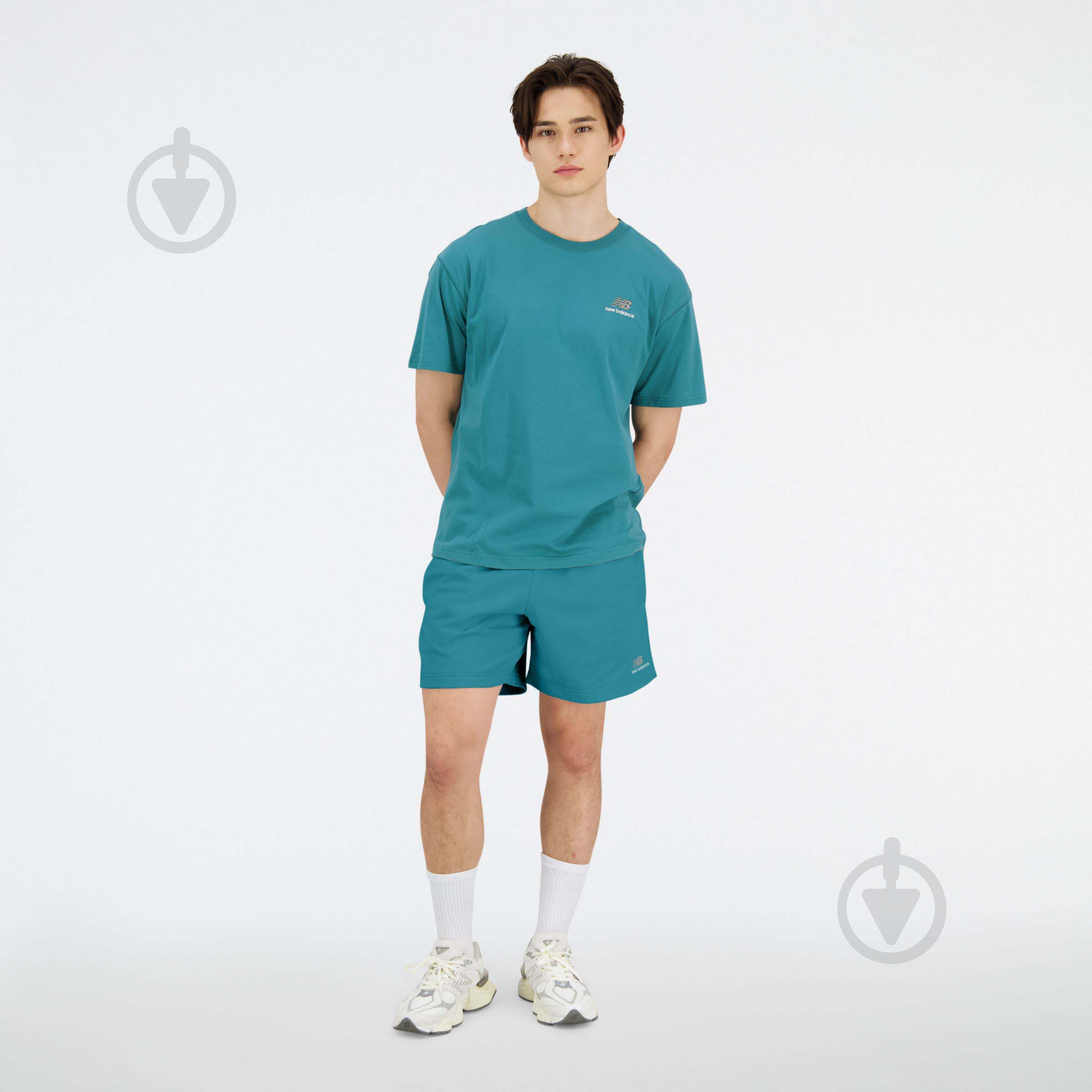 Шорты New Balance UNI-SSENTIALS US21500VDA р. M зеленый - фото 1 Шорты New Balance UNI-SSENTIALS US21500VDA р. M зеленый - фото 1