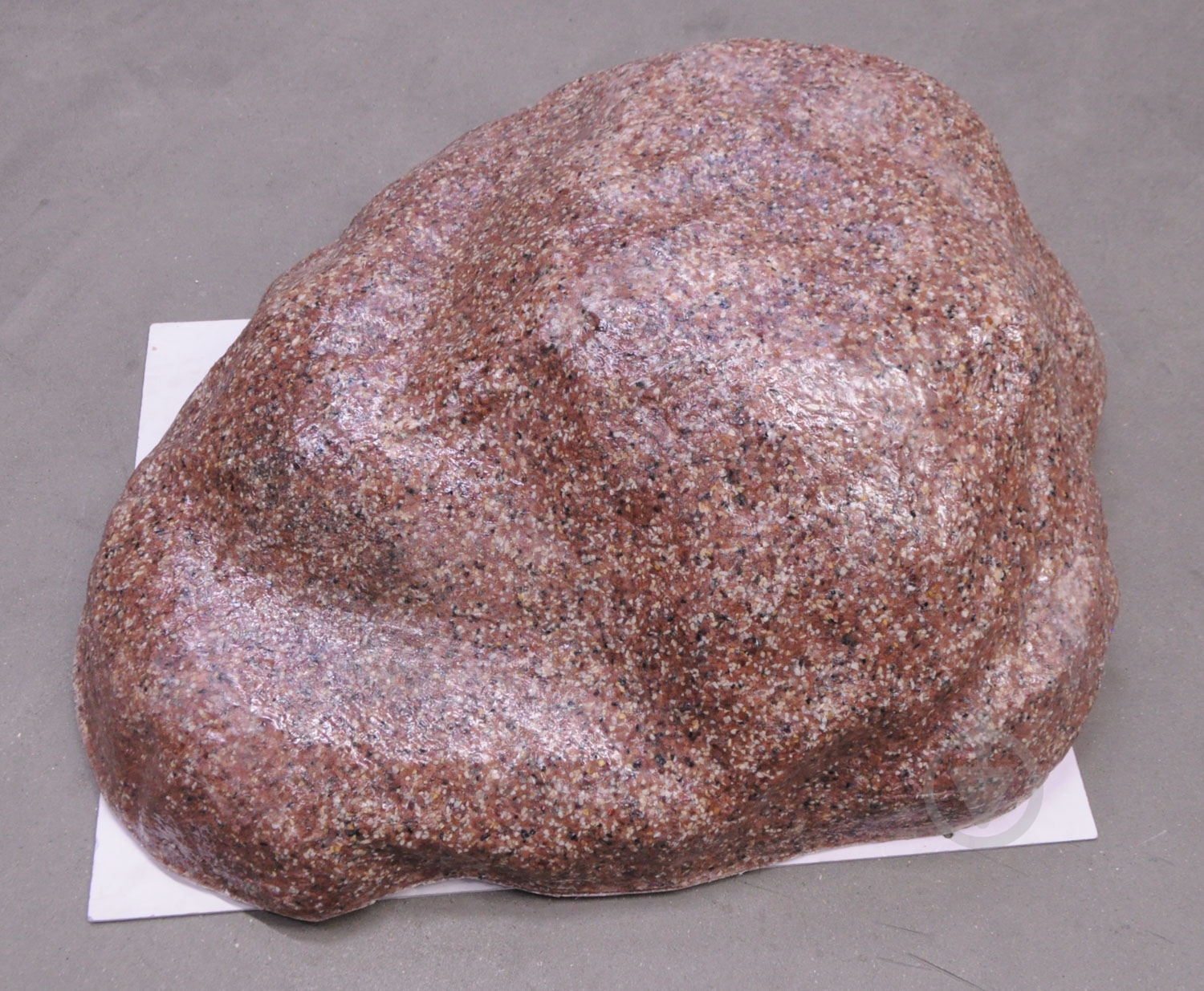 УЦІНКА! Кришка декоративна Eco Stone для люка Валун річковий граніт червоний (УЦ №72) - фото 2