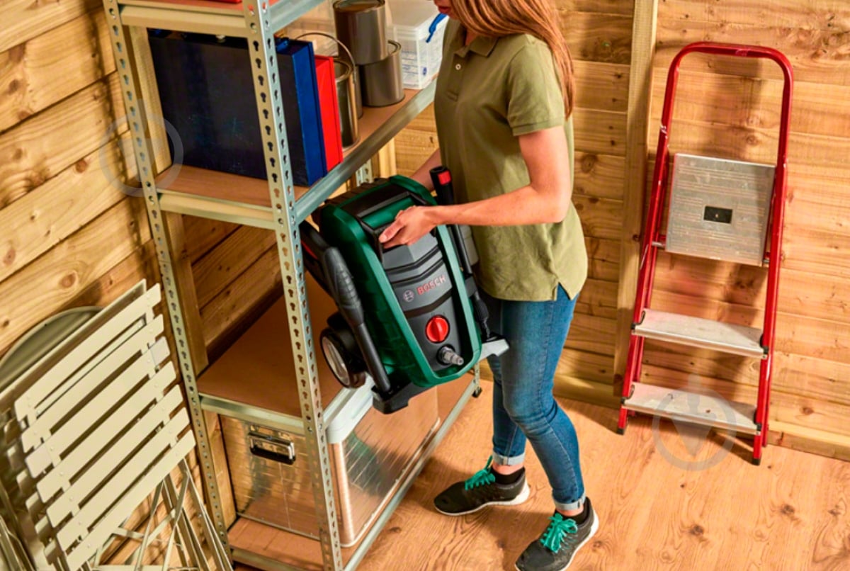 Мини-мойка Bosch UniversalAquatak 135 06008A7C00 - фото 3 Мини-мойка Bosch UniversalAquatak 135 06008A7C00 - фото 3