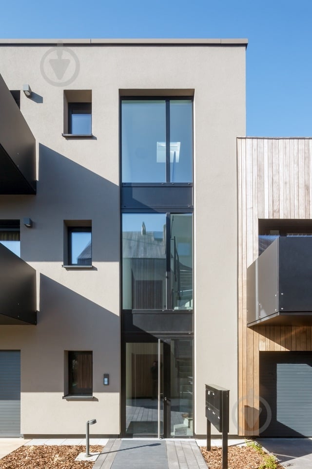 Фарба фасадна акрилова Caparol Capatect Fassadenfarbe напівмат білий 2,5 л 3,9 кг - фото 3 Фарба фасадна акрилова Caparol Capatect Fassadenfarbe напівмат білий 2,5 л 3,9 кг - фото 3