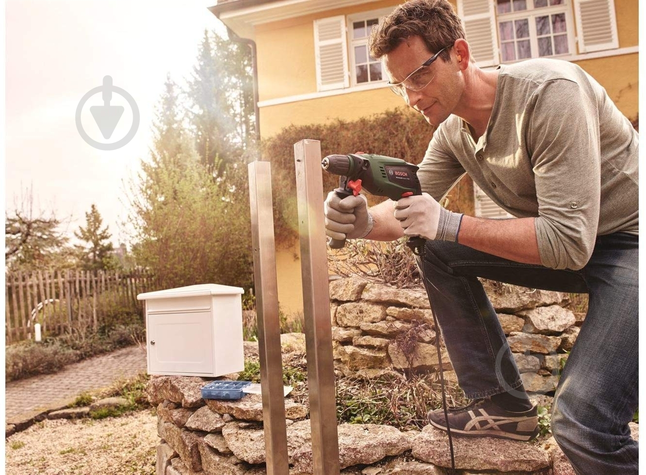 Дрель ударная Bosch UniversalImpact 700 W 060313100F - фото 4