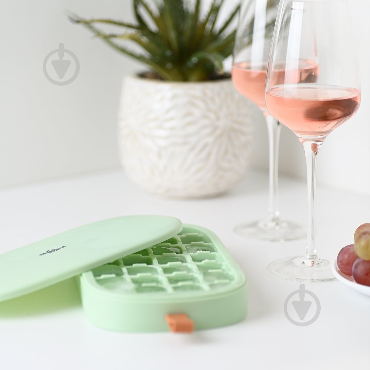 Форма для льда MVM KP-64 Green - фото 4 Форма для льда MVM KP-64 Green - фото 4