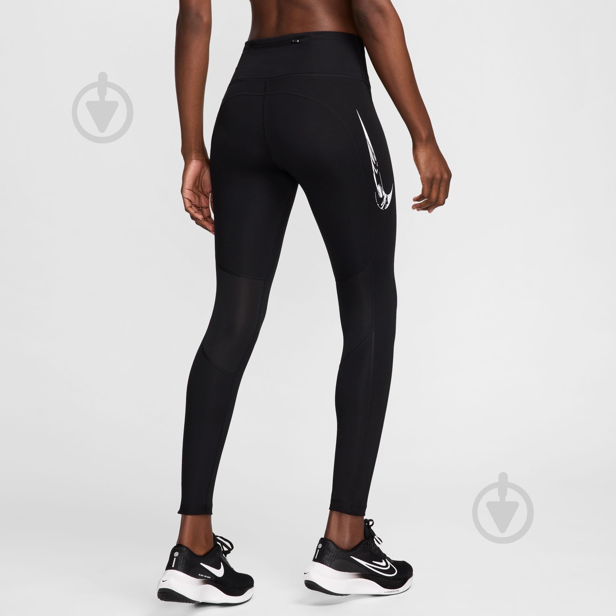 Тайтсы Nike NK DF FAST MR 7/8 TIGHT SW FV6682-010 р.S черный - фото 2 Тайтсы Nike NK DF FAST MR 7/8 TIGHT SW FV6682-010 р.S черный - фото 2