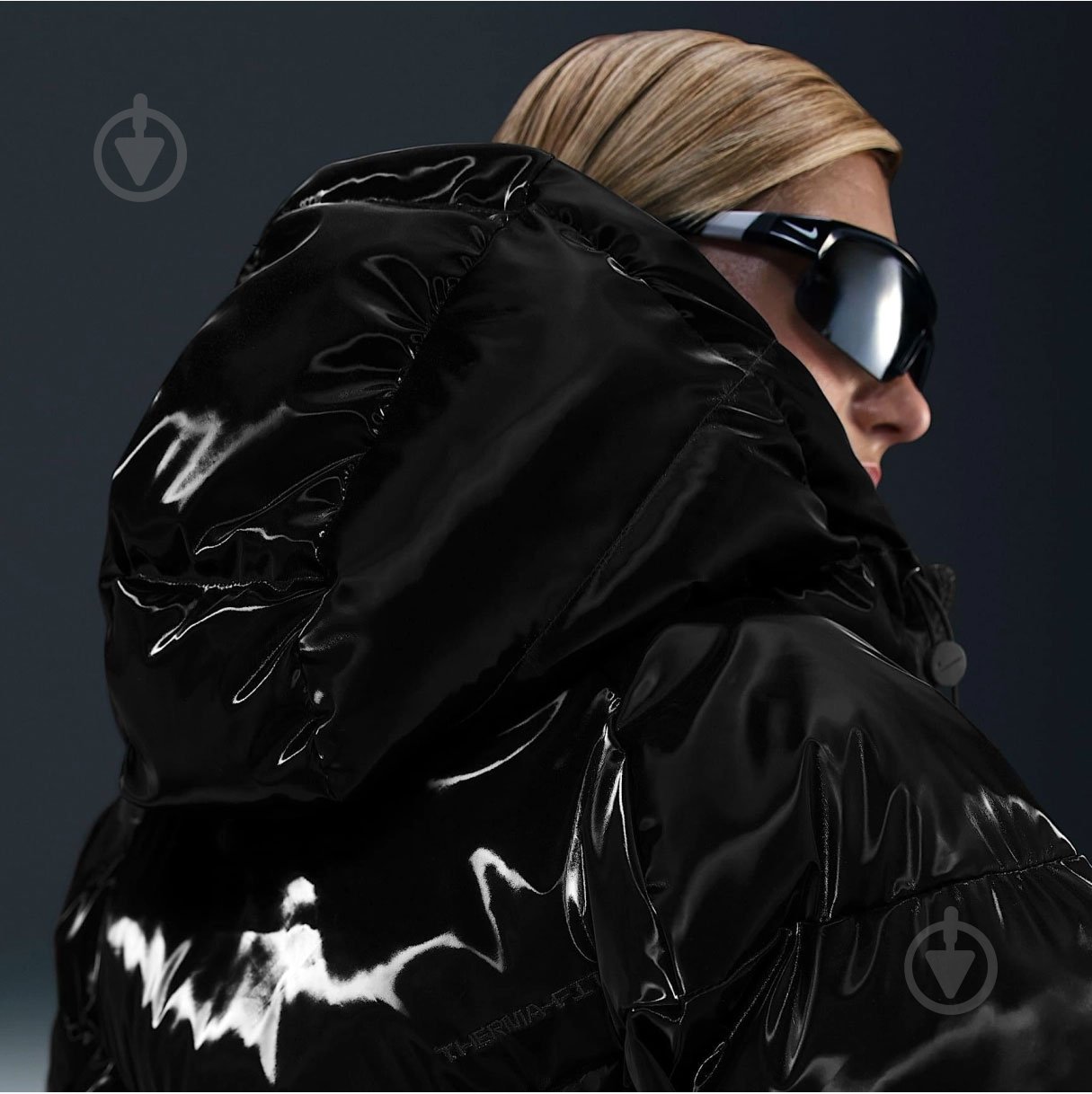 Куртка-парка жіноча зимова Nike W NSW TF OS SHN SNFL WNPFR PKA FV7827-010 р.XL чорна - фото 6 Куртка-парка жіноча зимова Nike W NSW TF OS SHN SNFL WNPFR PKA FV7827-010 р.XL чорна - фото 6