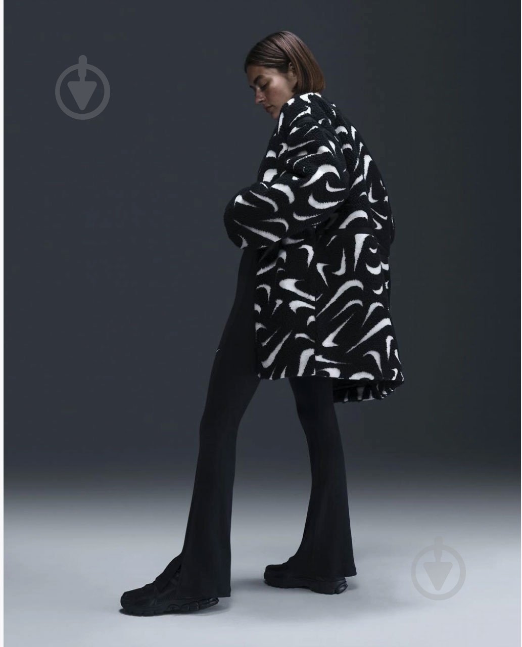 Куртка женская демисезонная Nike W NSW COZY HBR JKT FV8025-010 р.XS черно-белая - фото 7 Куртка женская демисезонная Nike W NSW COZY HBR JKT FV8025-010 р.XS черно-белая - фото 7