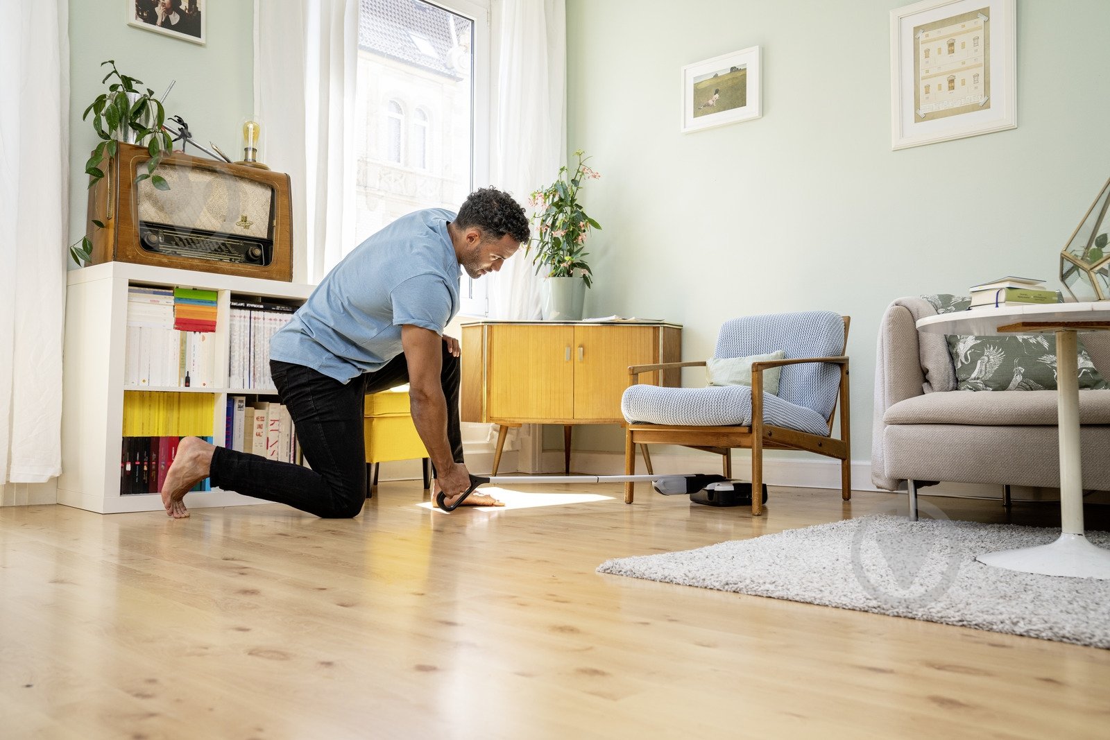 Машина для миття підлоги Karcher FC 2-4 Battery Set (1.056-200.0) - фото 6 Машина для миття підлоги Karcher FC 2-4 Battery Set (1.056-200.0) - фото 6