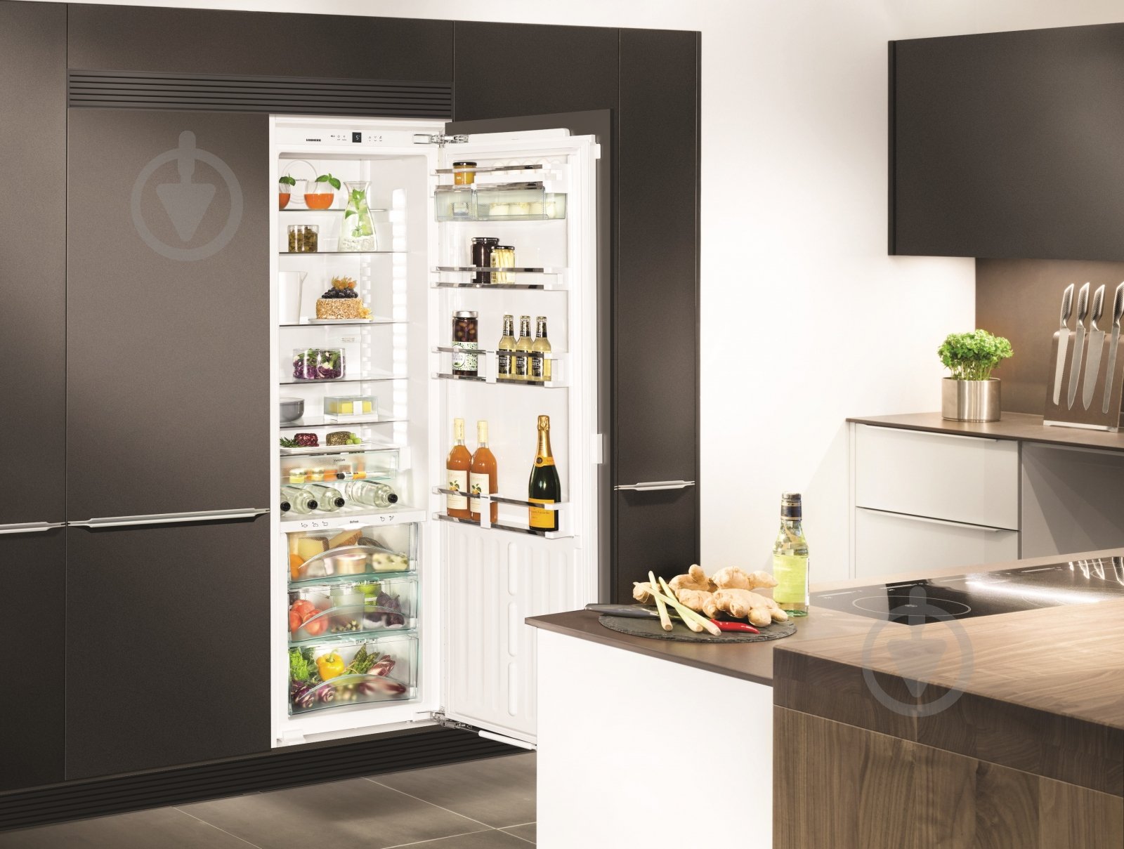 Холодильник Liebherr IKB 3560 - фото 11