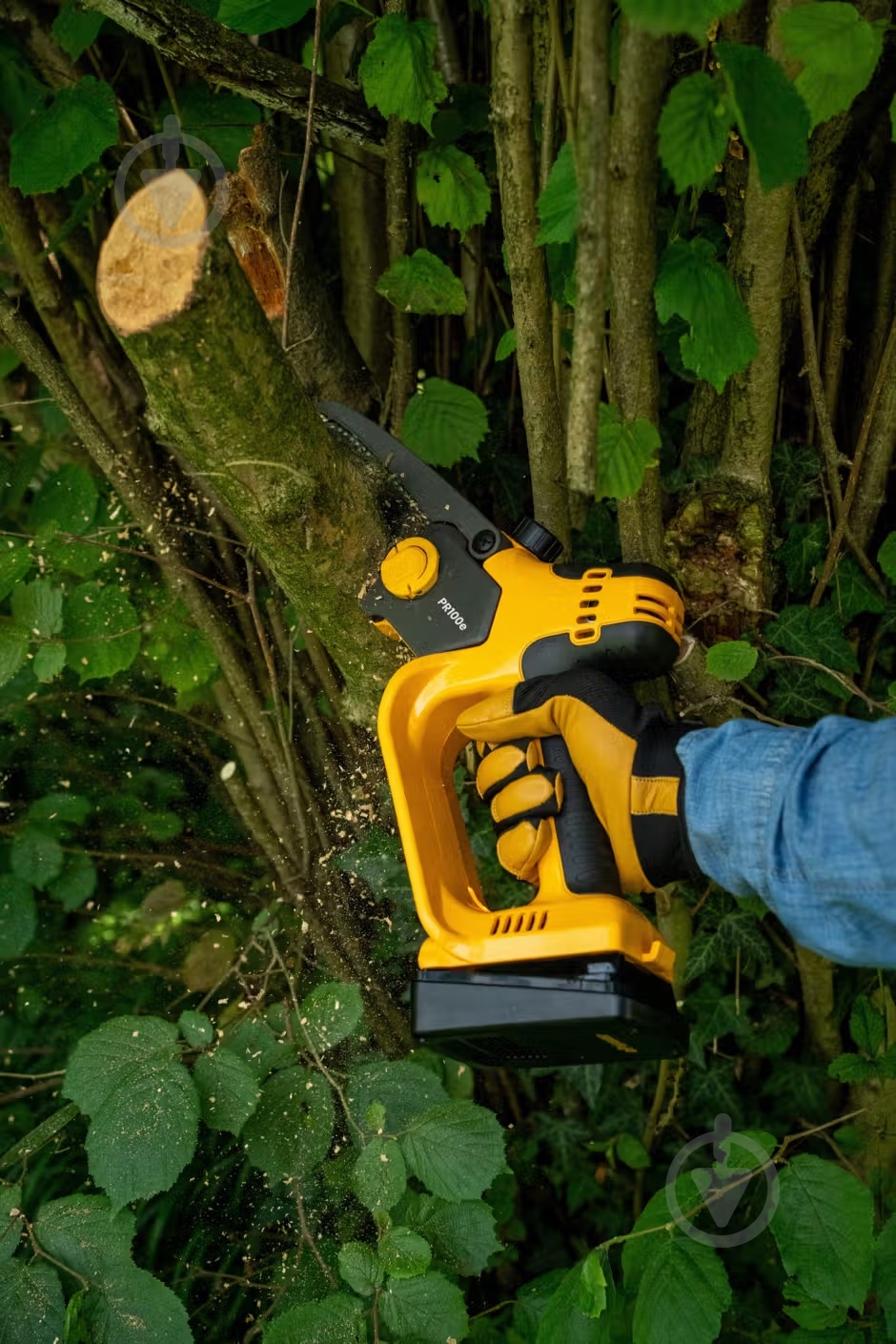 Набор Stiga мини пила и ножницы аккумуляторные SP100eKit - фото 12 Набор Stiga мини пила и ножницы аккумуляторные SP100eKit - фото 12