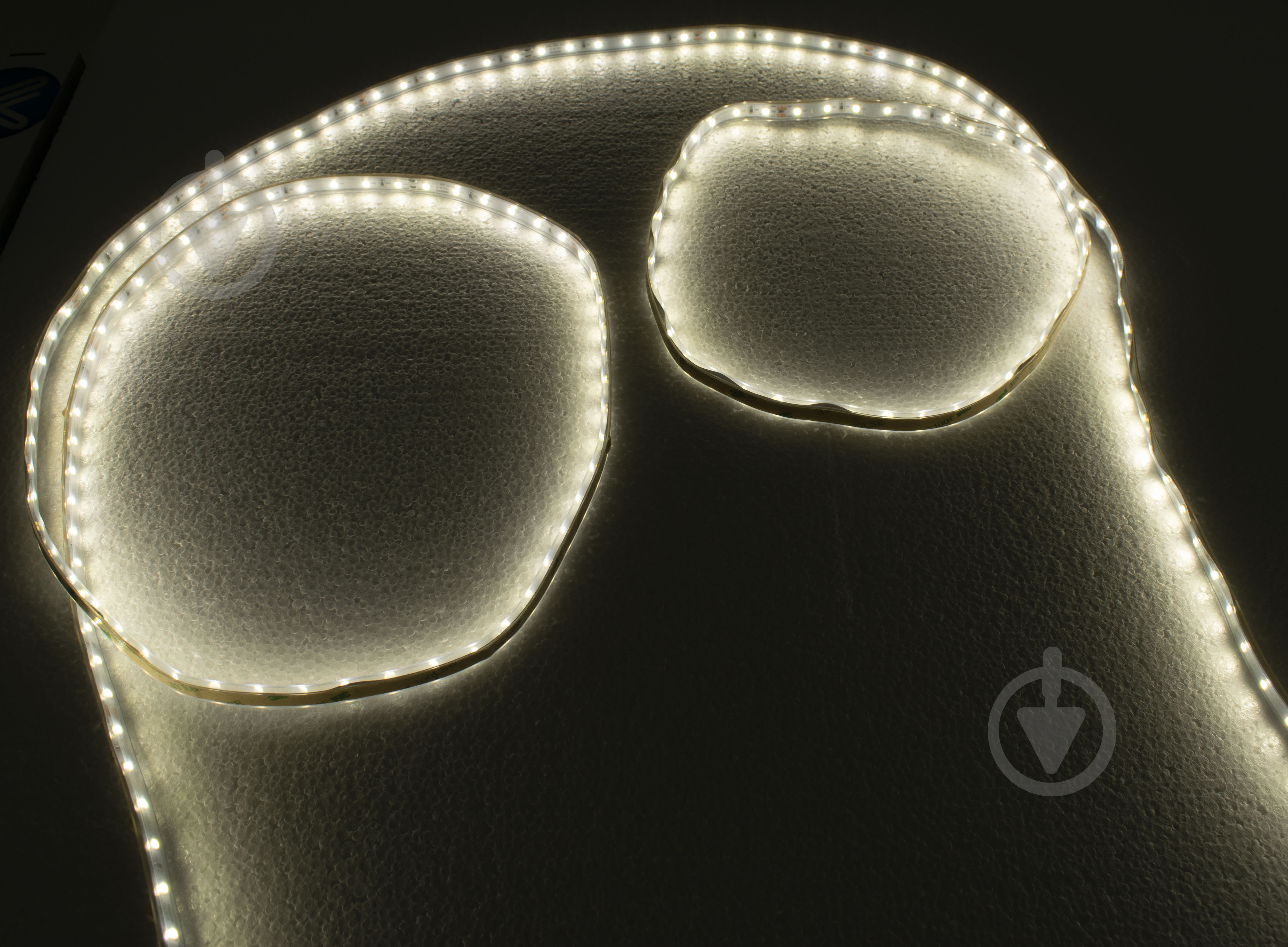 Стрічка світлодіодна Hopfen 2835 60 LED 6 Вт IP65 24 В холодний - фото 1 Стрічка світлодіодна Hopfen 2835 60 LED 6 Вт IP65 24 В холодний - фото 1