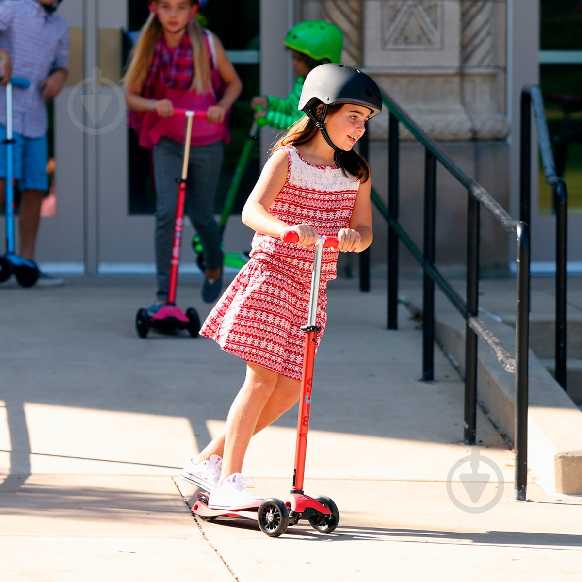 Самокат Micro детский Maxideluxe red красный MMD026 - фото 9 Самокат Micro детский Maxideluxe red красный MMD026 - фото 9