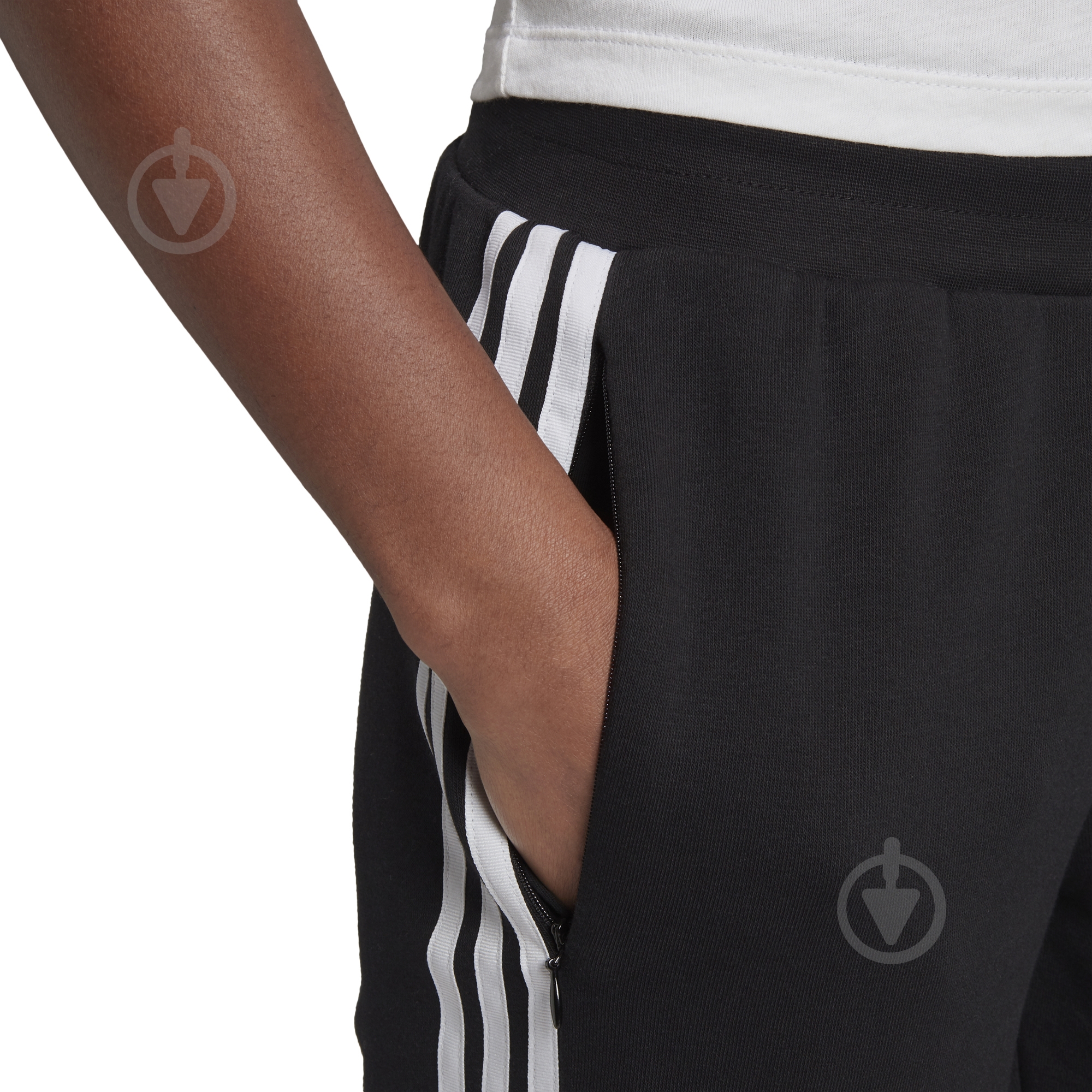Штани Adidas SLIM PANTS GD2255 р. 38 чорний - фото 8 Штани Adidas SLIM PANTS GD2255 р. 38 чорний - фото 8