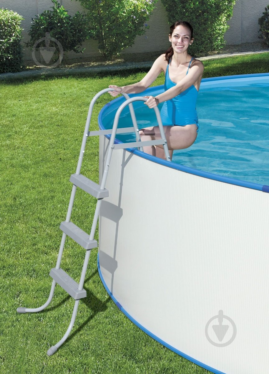 Лестница Bestway 107 см - фото 3