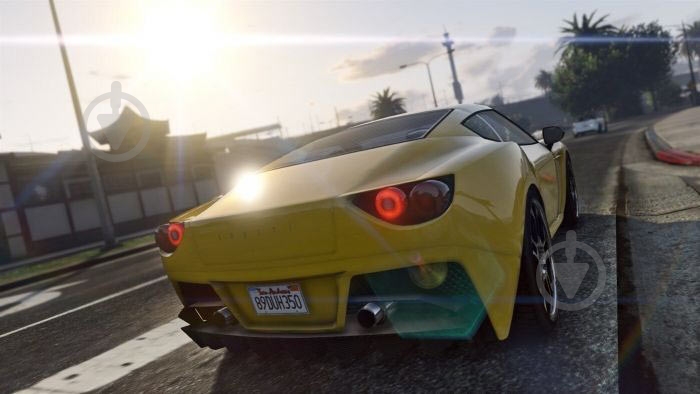 Игра Xbox Grand Theft Auto V Premium Edition (Blu-Ray диск) - фото 4