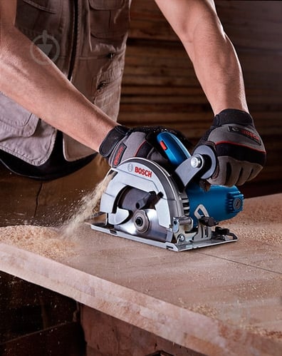 Пила дисковая Bosch Professional GKS 600 06016A9020 - фото 2 Пила дисковая Bosch Professional GKS 600 06016A9020 - фото 2