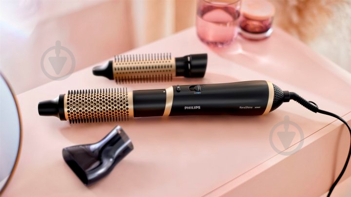 Фен-щетка Philips Care Ionic HP8667/00 - фото 2