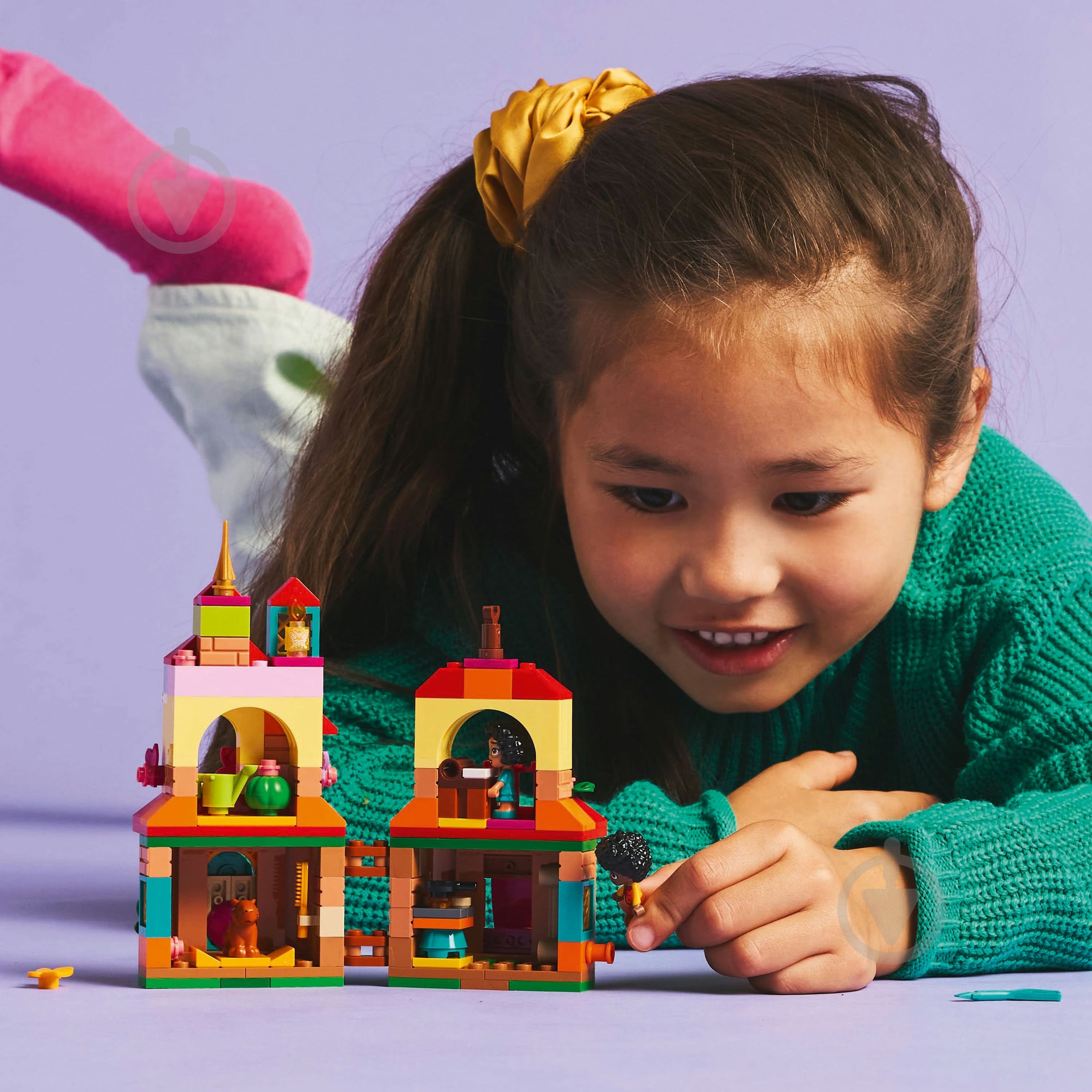Конструктор LEGO Disney Мінібудинок Енканто 43261 - фото 10