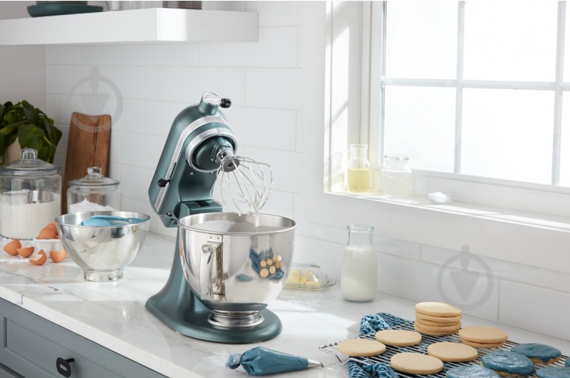 Кухонная машина KitchenAid Artisan 5KSM175PSEJP Elegance 4,8 л с откидным блоком, Juniper - фото 2 Кухонная машина KitchenAid Artisan 5KSM175PSEJP Elegance 4,8 л с откидным блоком, Juniper - фото 2