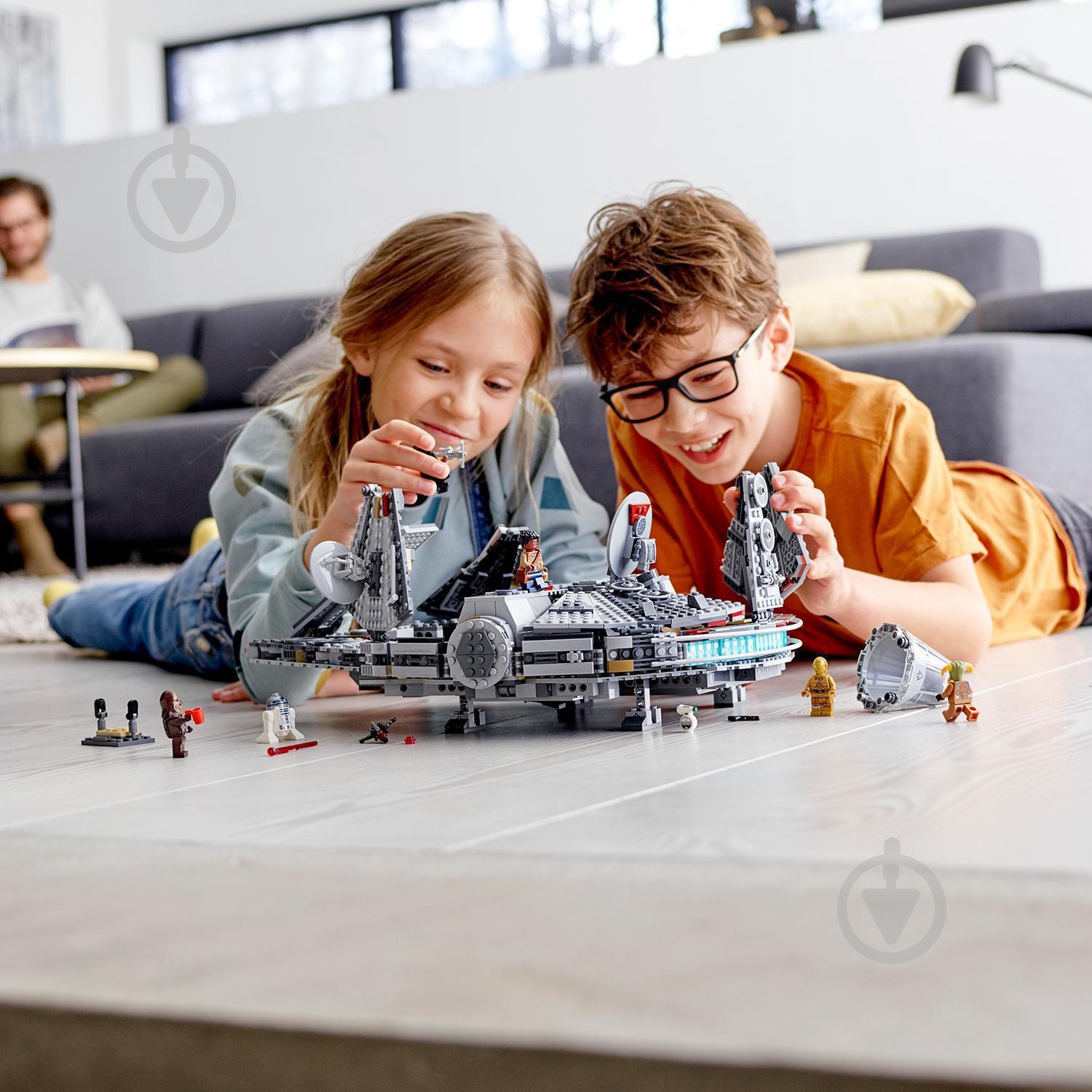 Конструктор LEGO Star Wars Millennium Falcon Тысячелетний сокол 75257 - фото 2