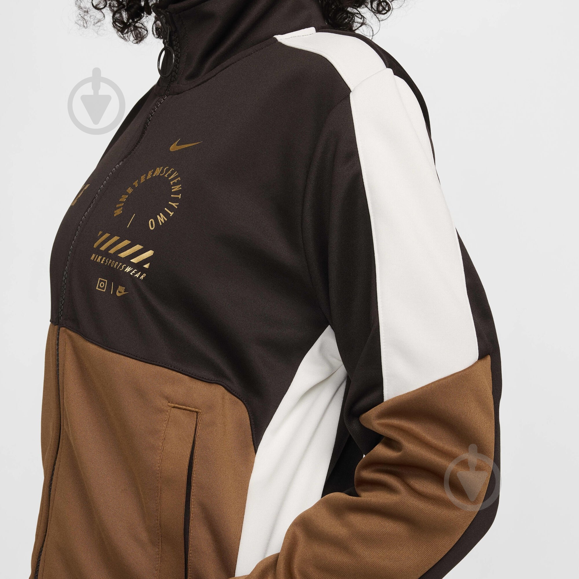 Джемпер Nike W NSW PK TT SW HF5958-220 р.S коричневый - фото 4 Джемпер Nike W NSW PK TT SW HF5958-220 р.S коричневый - фото 4