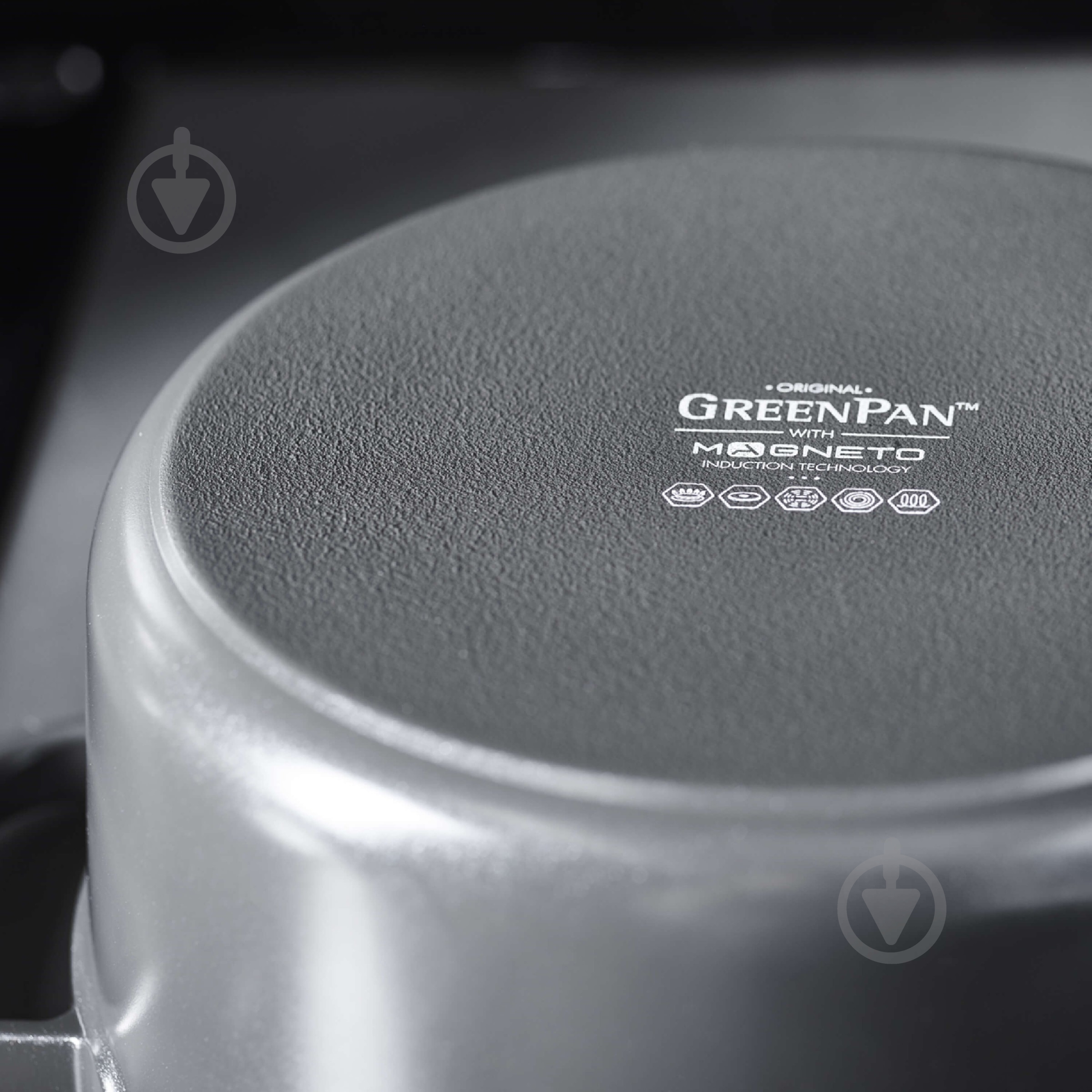 Кастрюля с крышкой GreenPan Featherweights, 28 см, 6,3 л черный (CC005057-001) - фото 3 Кастрюля с крышкой GreenPan Featherweights, 28 см, 6,3 л черный (CC005057-001) - фото 3