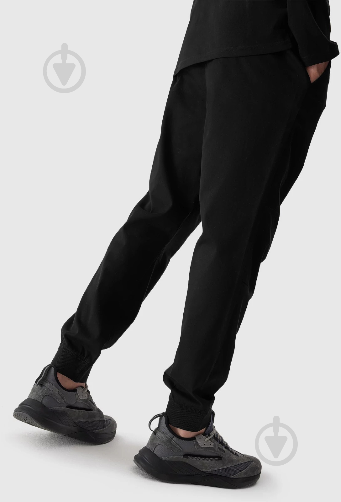 Брюки 4F 4FRAW23TTROM703-20S р. M черный - фото 3 Брюки 4F 4FRAW23TTROM703-20S р. M черный - фото 3