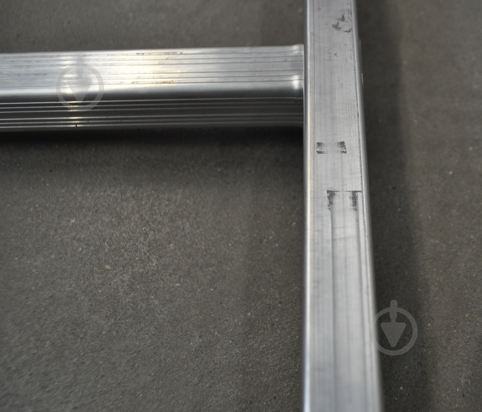 УЦІНКА! Драбина приставна Elkop VHR Hobby 6 (37487) (УЦ №77) - фото 7 УЦІНКА! Драбина приставна Elkop VHR Hobby 6 (37487) (УЦ №77) - фото 7