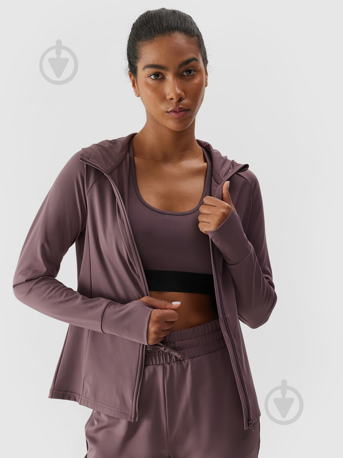 Джемпер 4F SWEATSHIRT FNK F208 4FAW23TFSWF208-82S р.XS светло-коричневый - фото 4 Джемпер 4F SWEATSHIRT FNK F208 4FAW23TFSWF208-82S р.XS светло-коричневый - фото 4