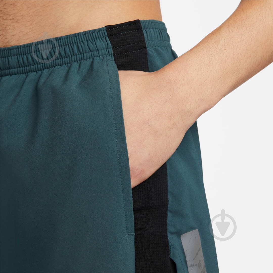 Шорти Nike DX0841-309 р. M зелений - фото 3