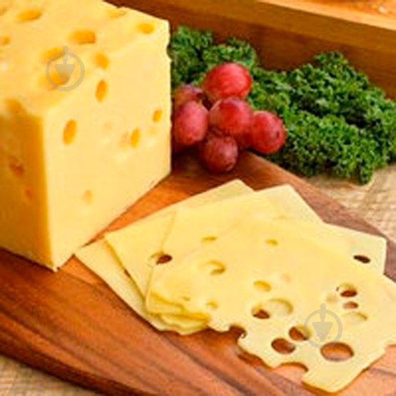 Сыр Casa Rinaldi Емменталь 45% - фото 2 Сыр Casa Rinaldi Емменталь 45% - фото 2